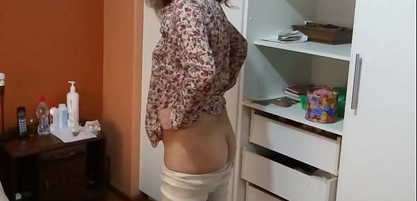  ARDIENTES 69 - MY WIFE LOWERS HER PANTS TO SHOW OFF HER ASS AND HAIRY PUSSY - ARDIENTES69